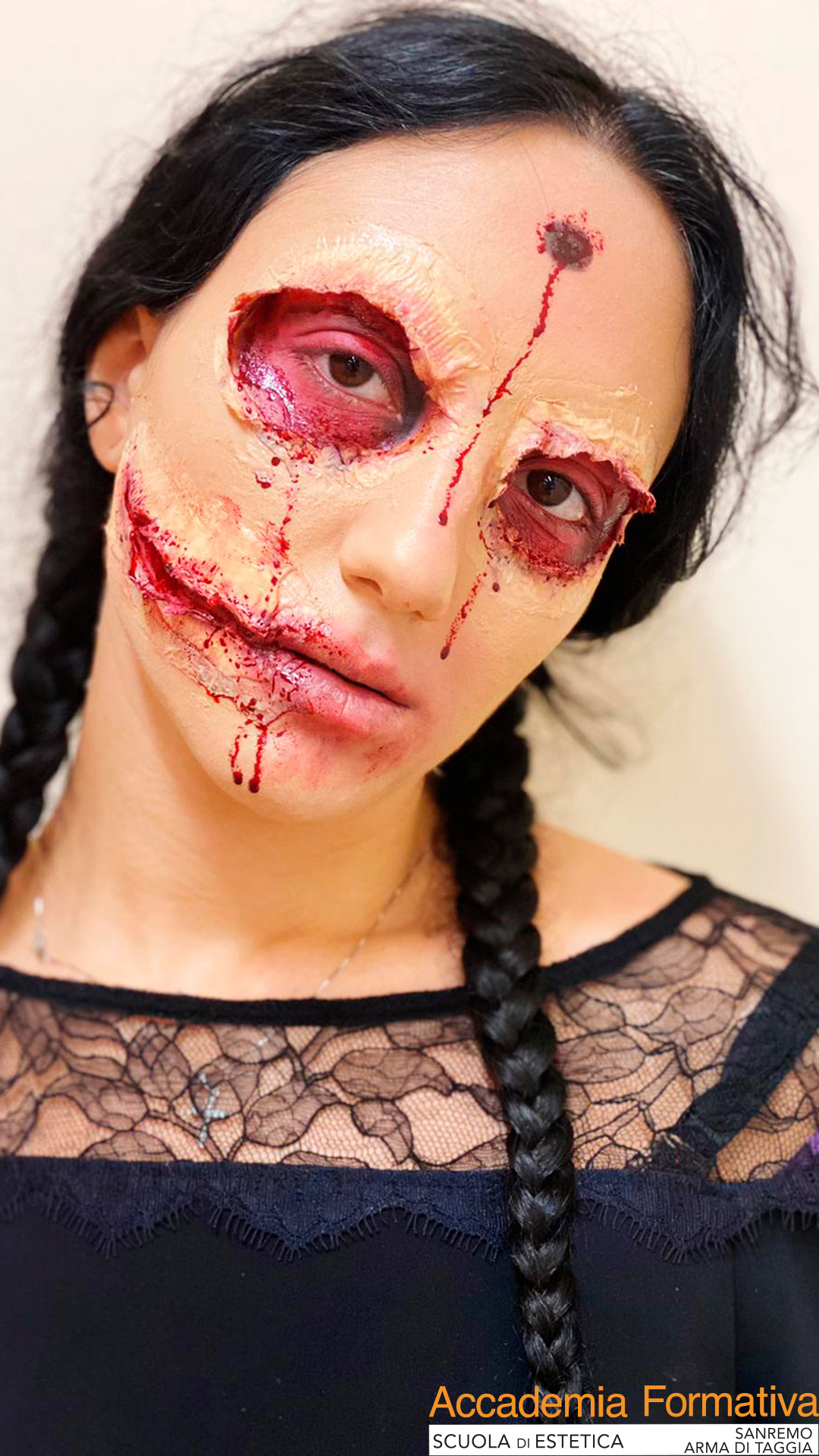 Corso Trucco Halloween post thumbnail image